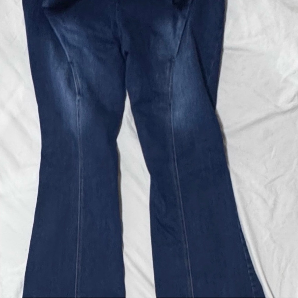 Fashion Nova Brianca Bow Dark Blue Flare Jeans - Picture 7 of 7